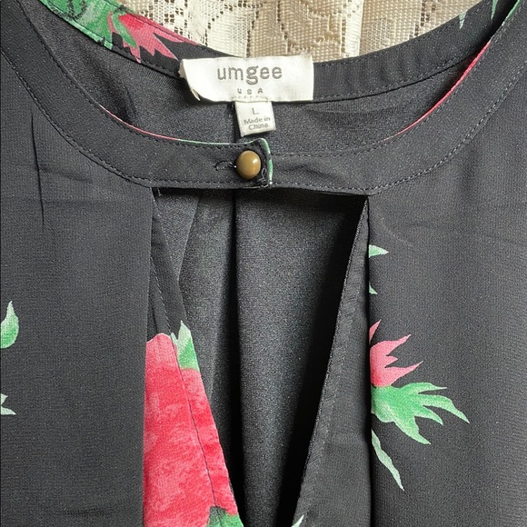 Umgee brand Floral Cold Shoulder Dress - Picture 2 of 8